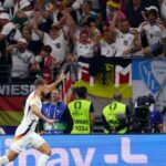 VIDEO/ Momente paniku në Skoci-Hungari, sulmuesi bie pa ndjenja në fushë